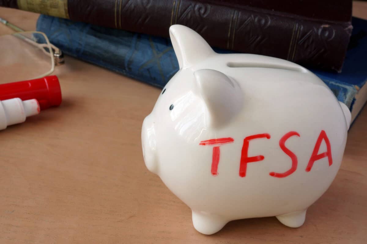 Here Are 2 Canadian Stocks I’d Anchor My TFSA With