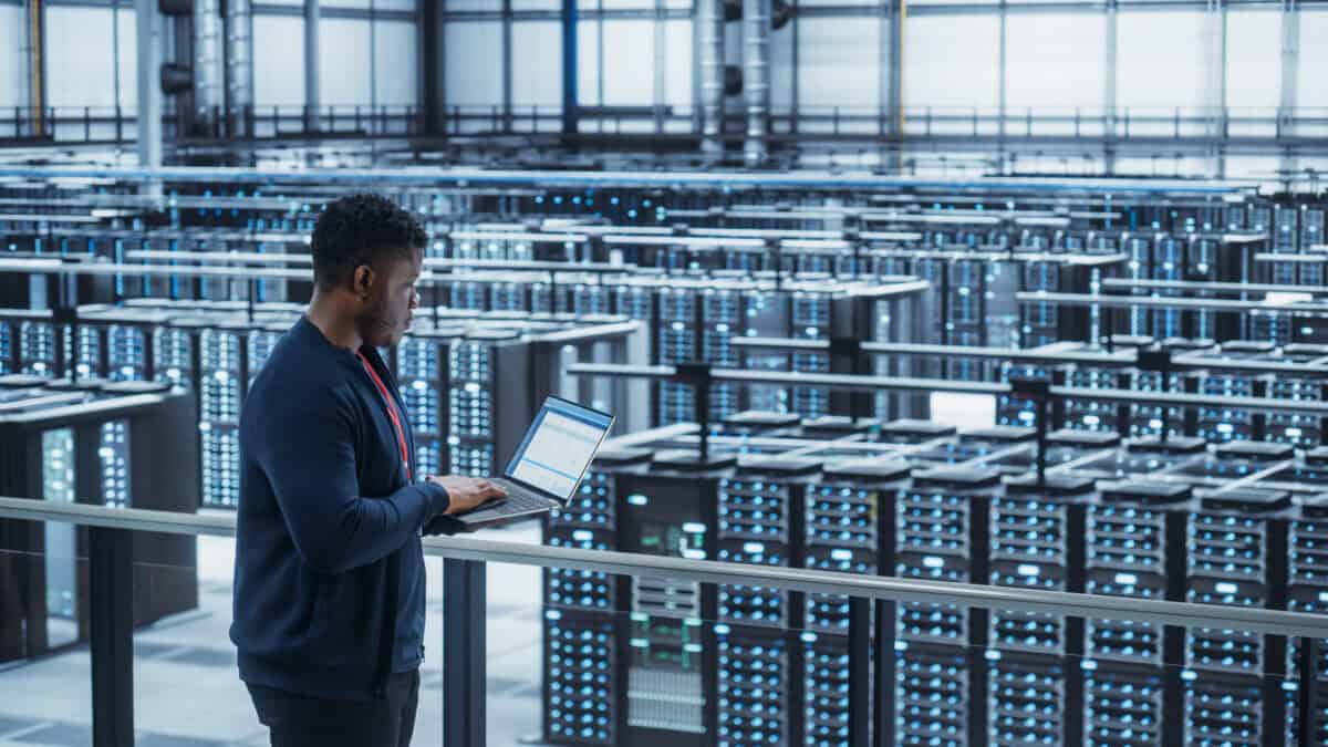 1 Canadian Stock Set to Profit From Canada’s Data Centre Buildout