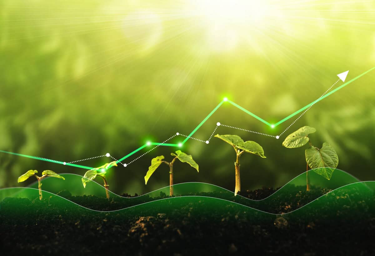 A Top Dividend Growth Stock to Buy if Rates Stay Higher for Longer